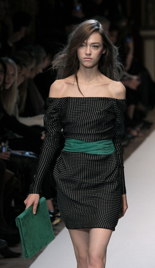 Illustration for article titled Ungaro Manages To Produce Ugly Clothes Without Any Help From Lindsay